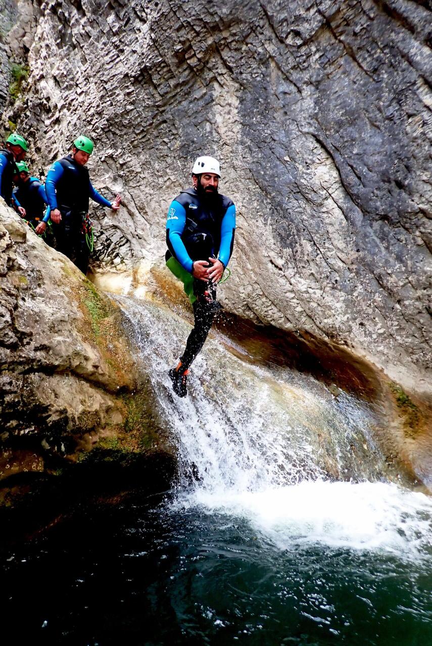 descensos-barrancos-pais-vasco